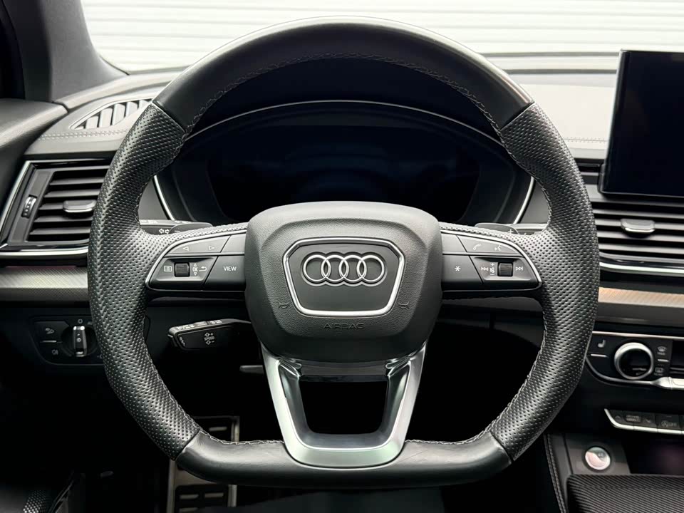 Audi Q5L Sportback Audi Q5L Sportback