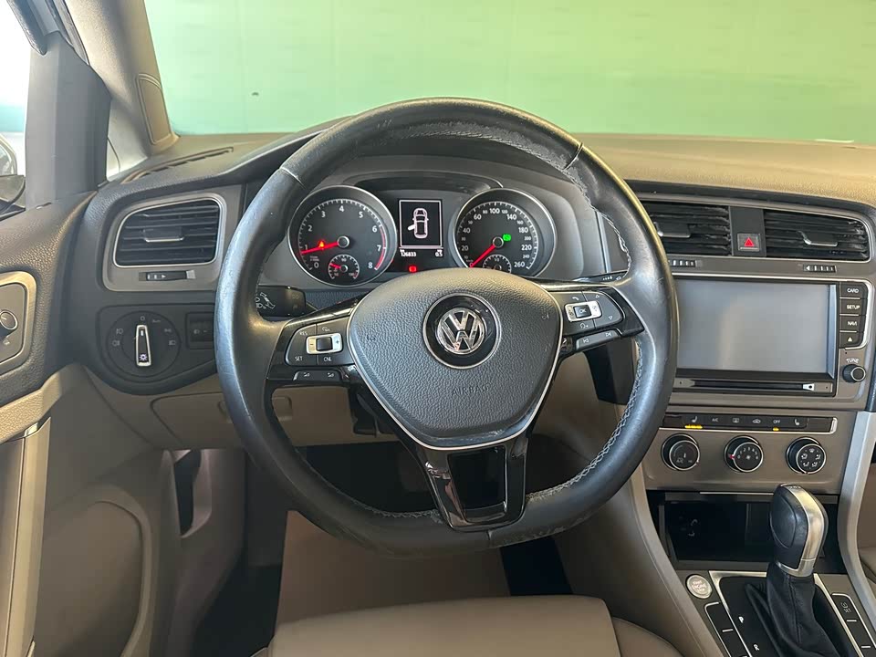 Volkswagen golf