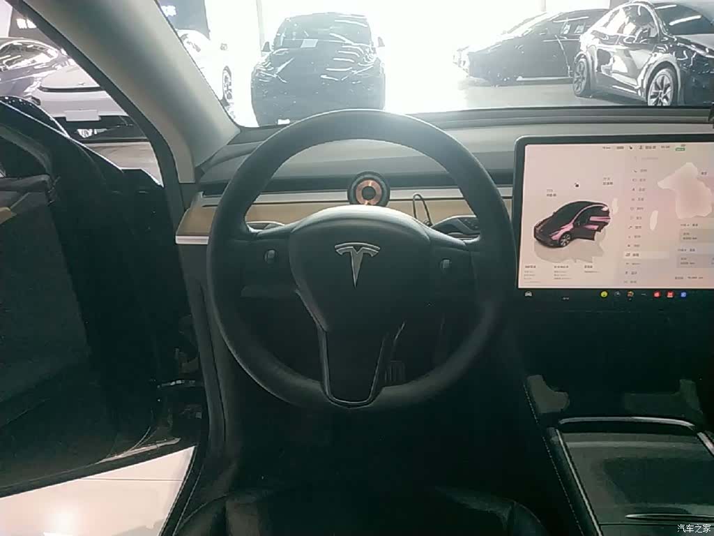 Tesla Model Y, 2023 11
