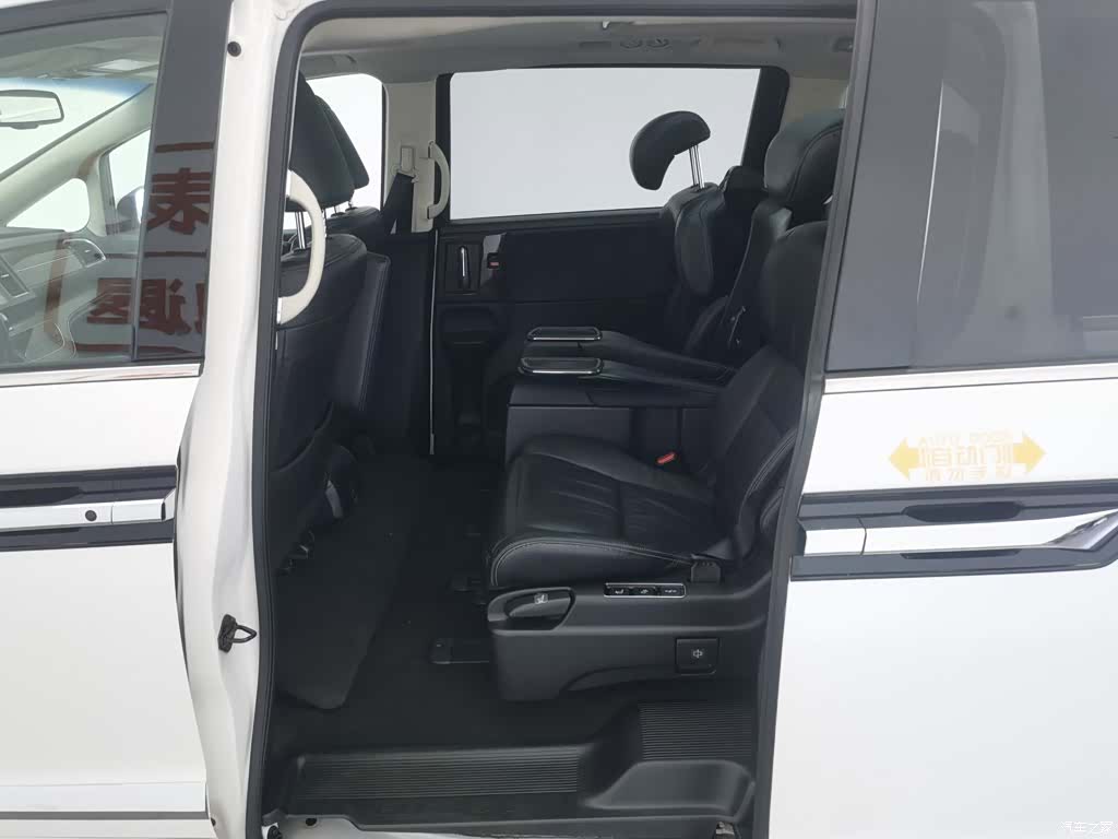 Honda Elysion, 2018 15