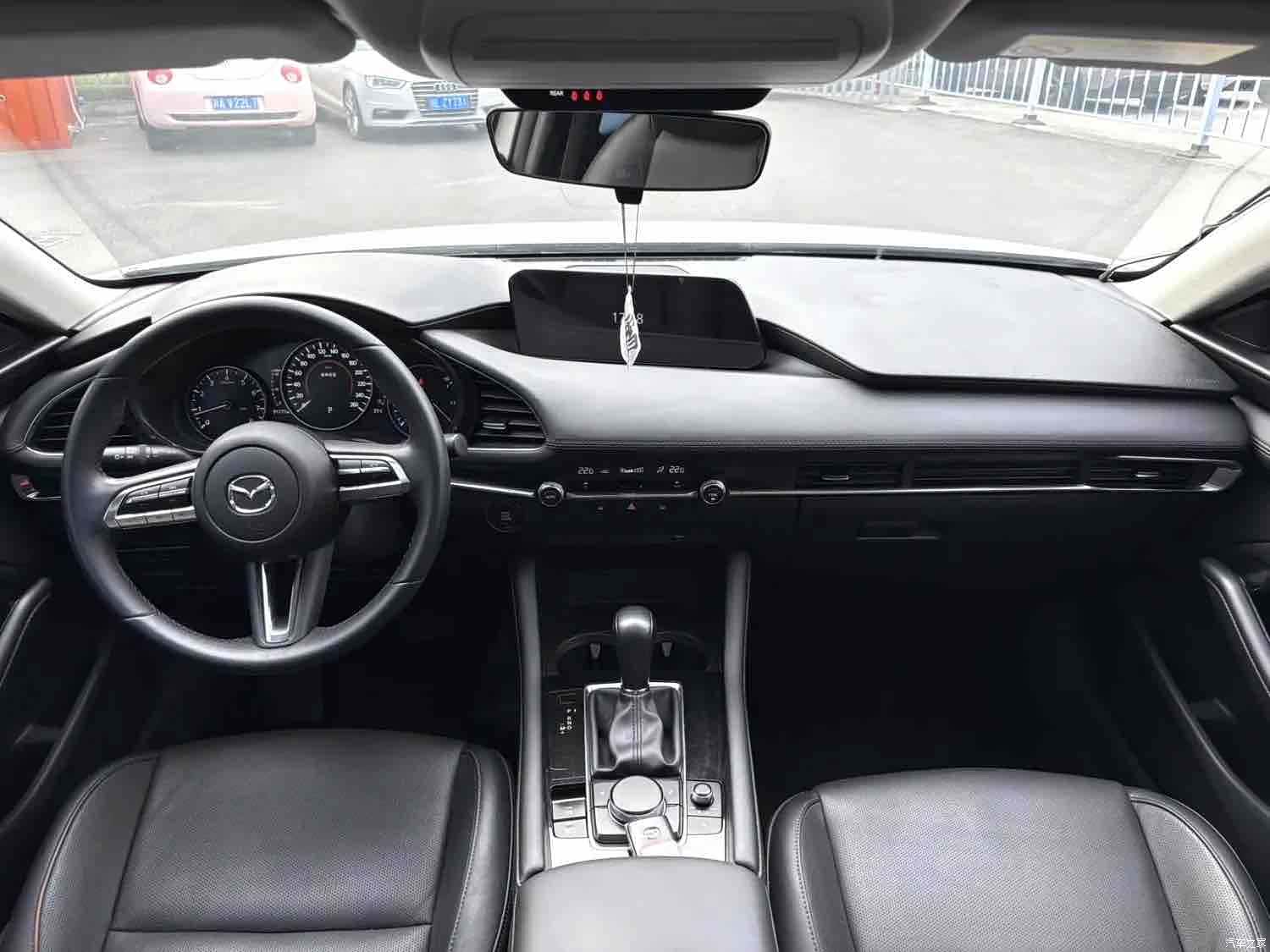 Mazda Mazda3, 2020 4