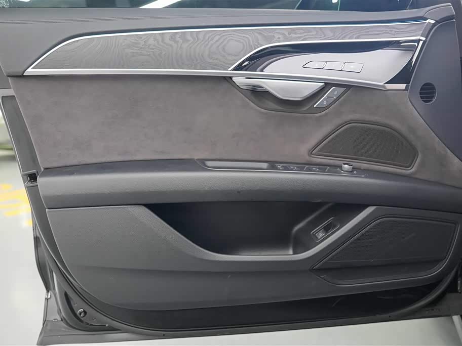 Audi A8 Audi A8