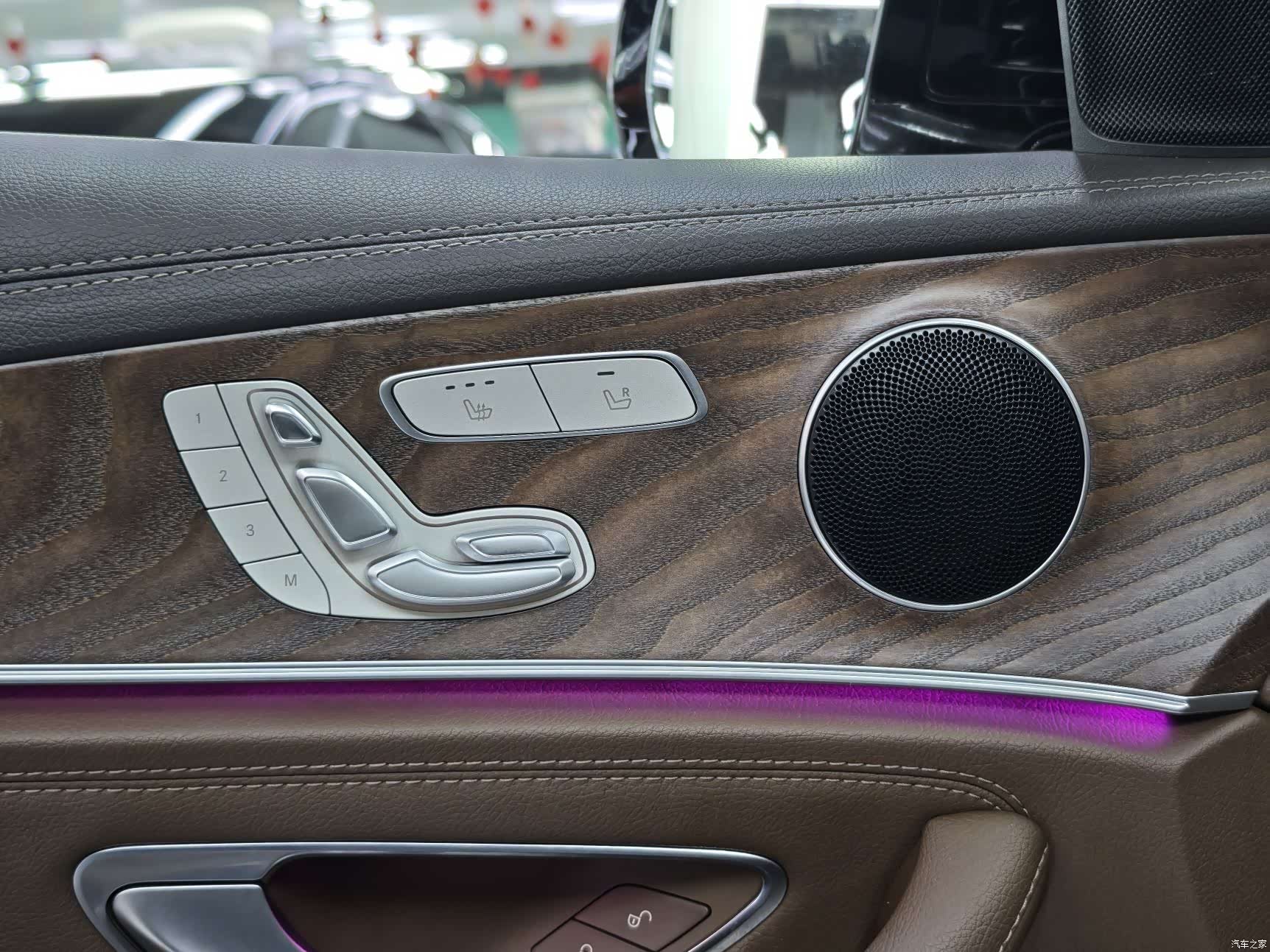 Mercedes-Benz E-Class, 2022 14