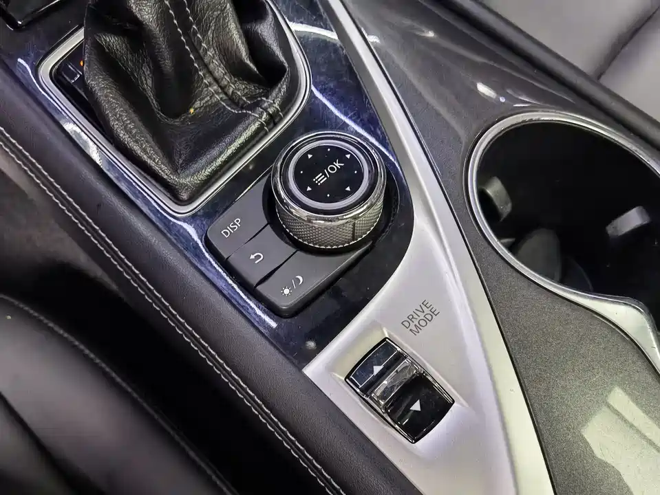 Infiniti Q50L Infiniti Q50L