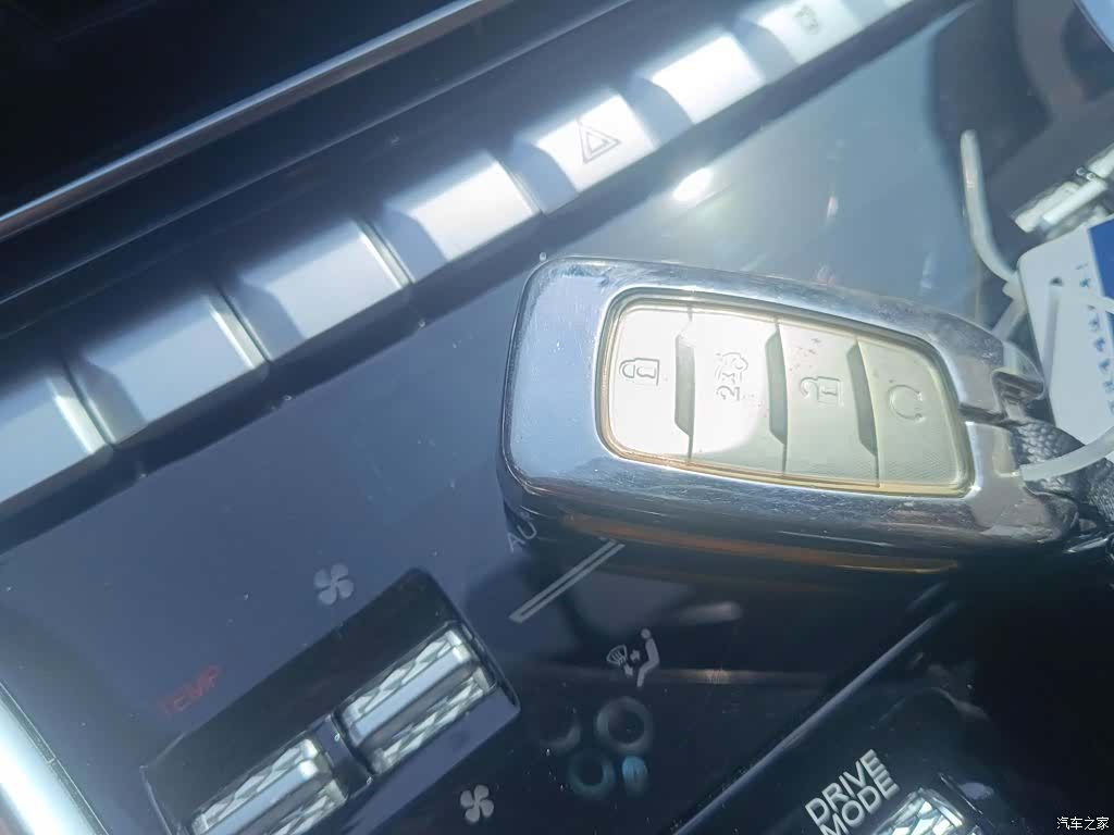Changan CS85, 2020 17