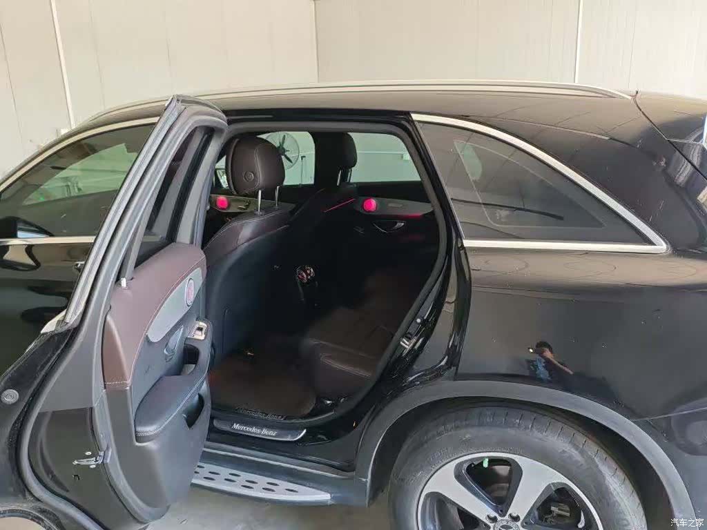 Mercedes-Benz GLC, 2022 10