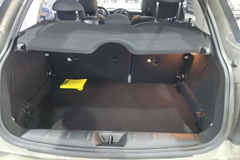 Mini Cooper, 2019 4