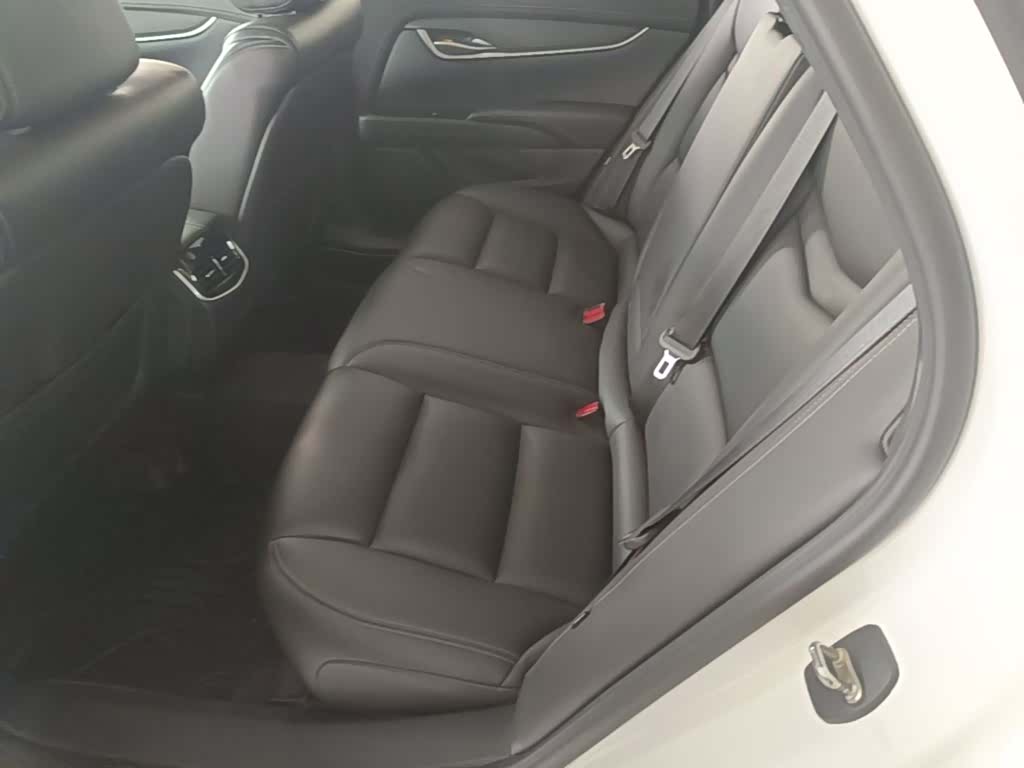 Cadillac XTS, 2019 17