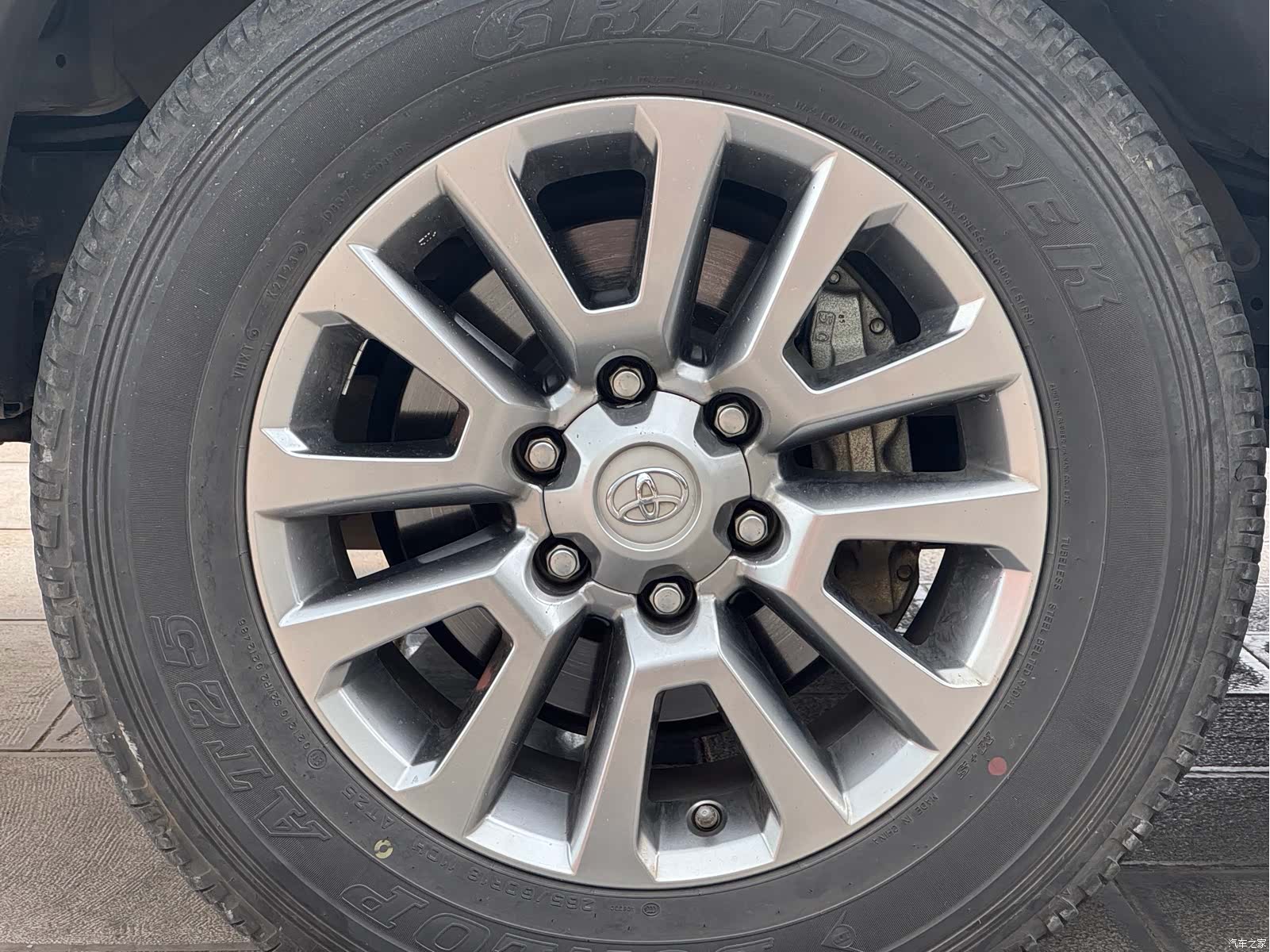Toyota Prado, 2018 10
