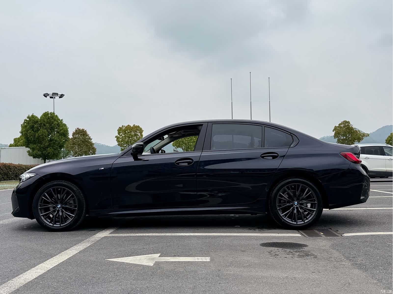 BMW 3 Series, 2023 7