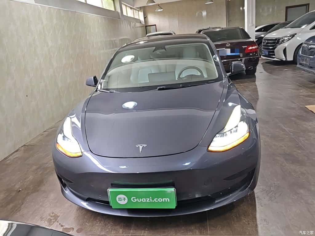Tesla Model 3, 2023 3