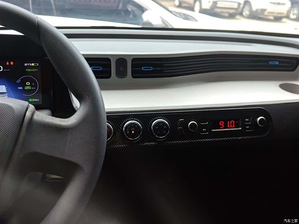 Wuling MINIEV, 2021 13