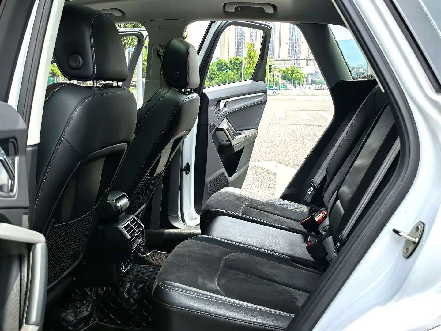 Audi Q3, 2021 8