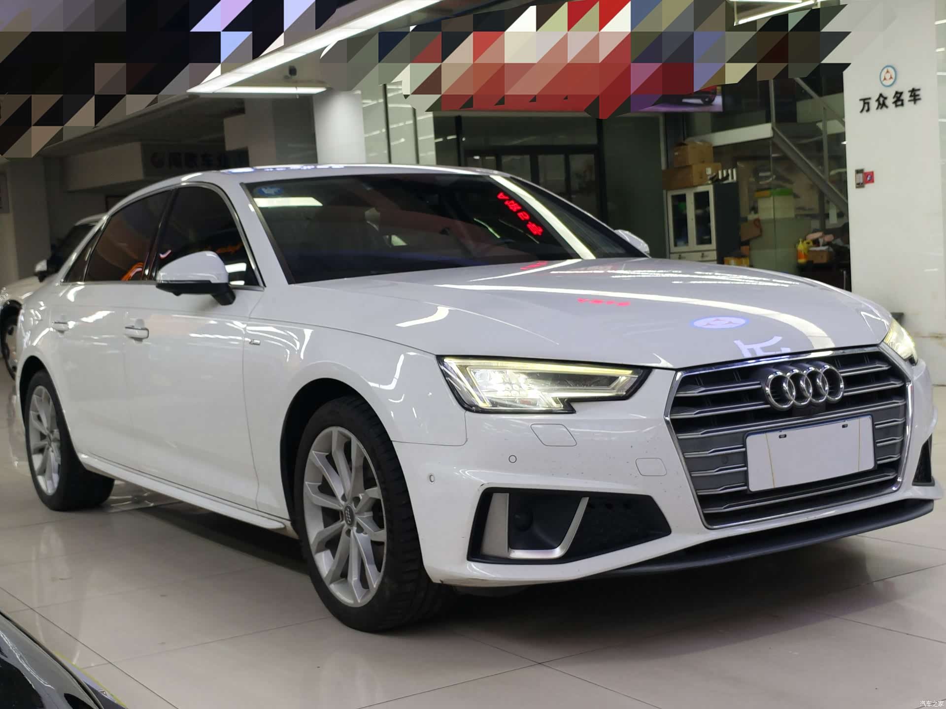 Audi A4L, 2019 3
