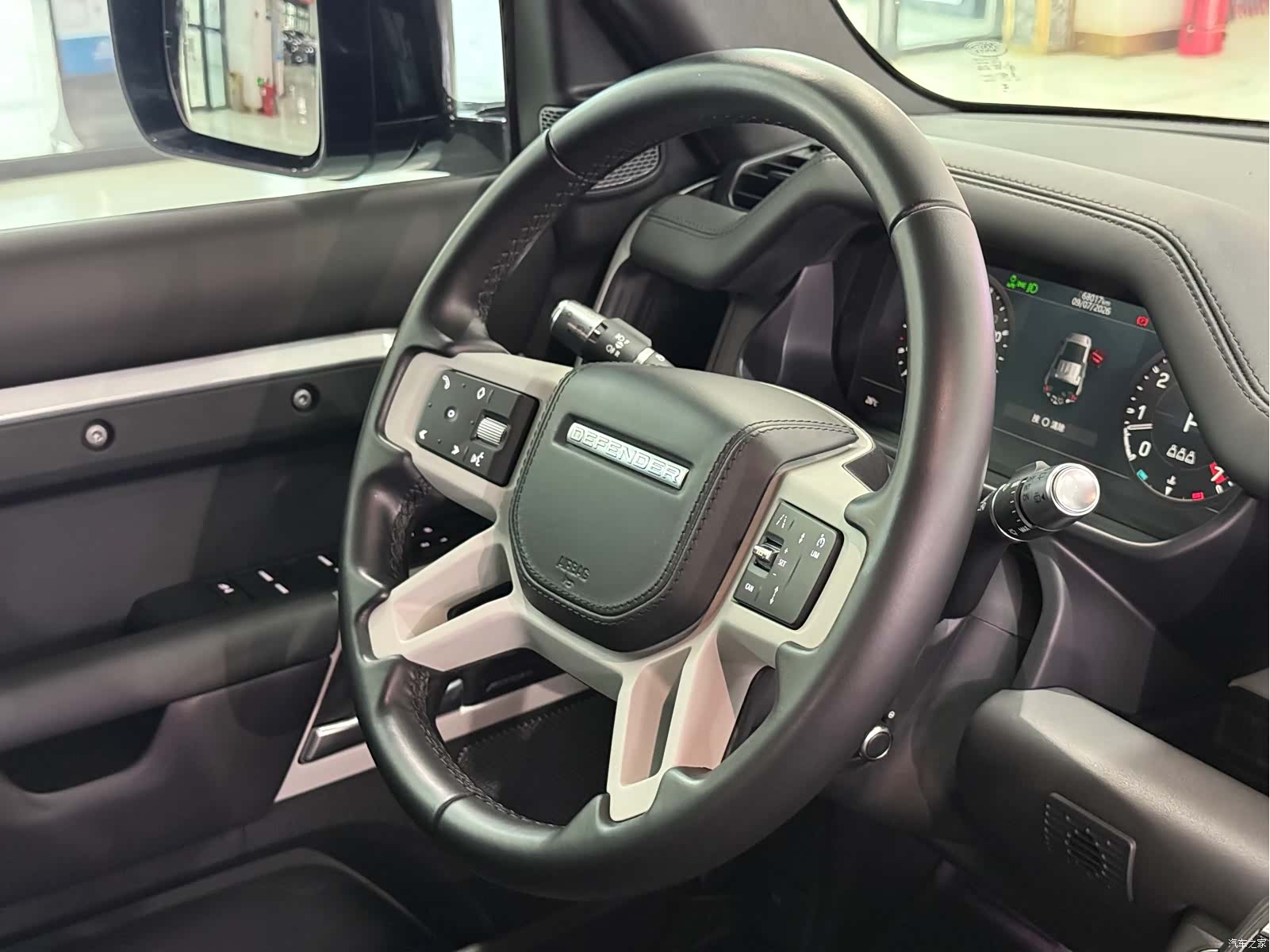 Land Rover Defender, 2022 15