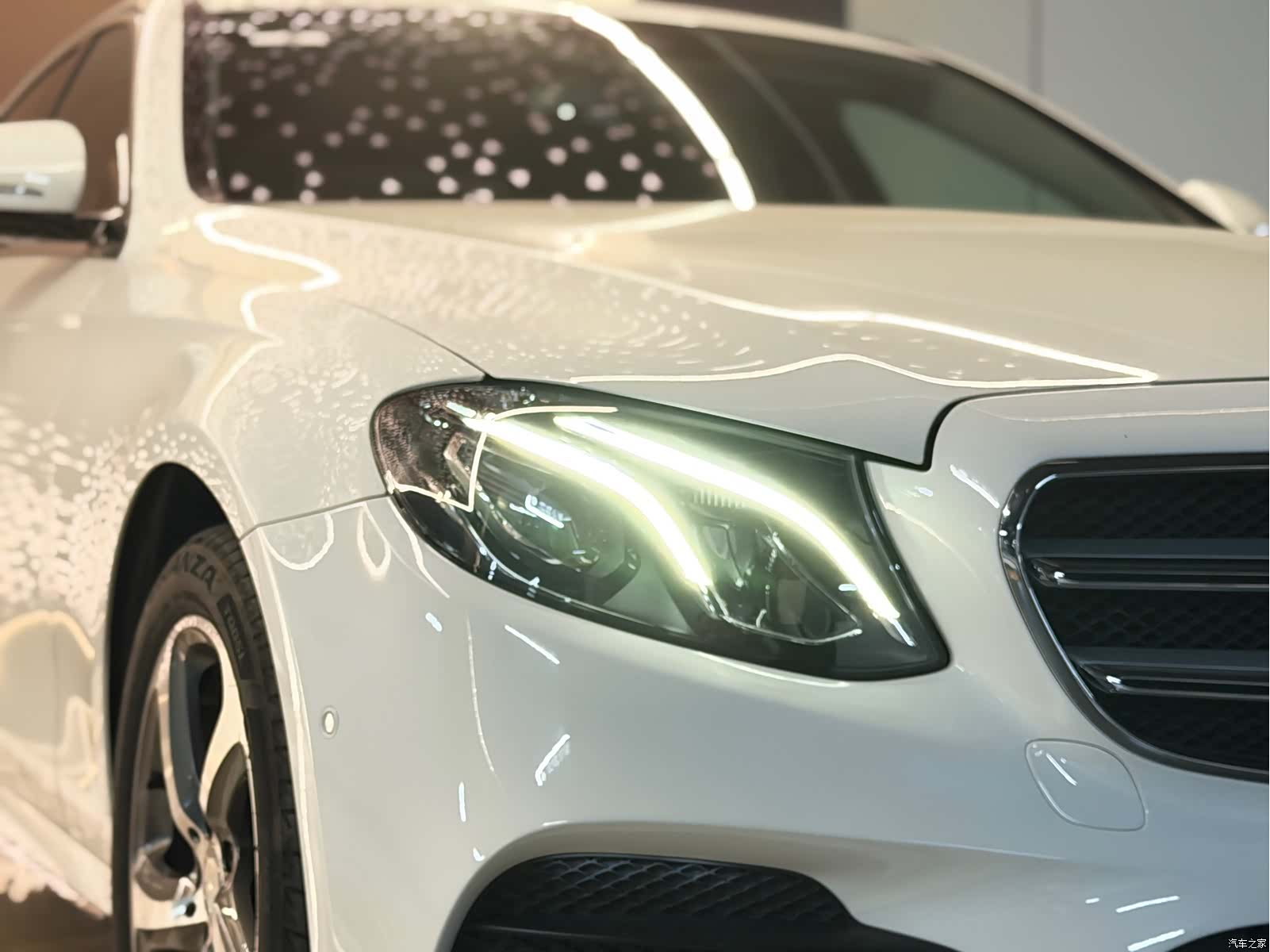 Mercedes-Benz E-Class, 2017 24