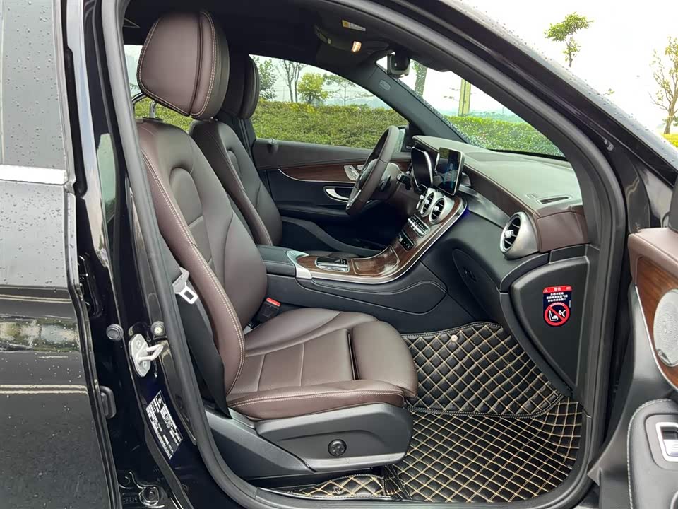 Mercedes-Benz GLC Mercedes-Benz GLC