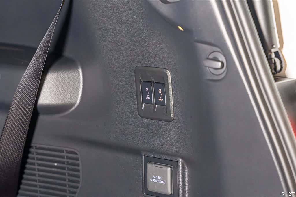 Lexus GX, 2026 14