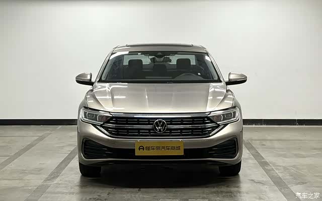 Volkswagen Sagitar, 2022 2