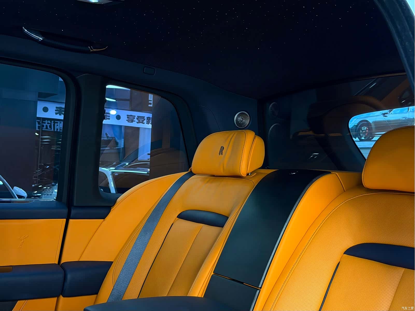 Rolls-Royce Cullinan, 2023 25