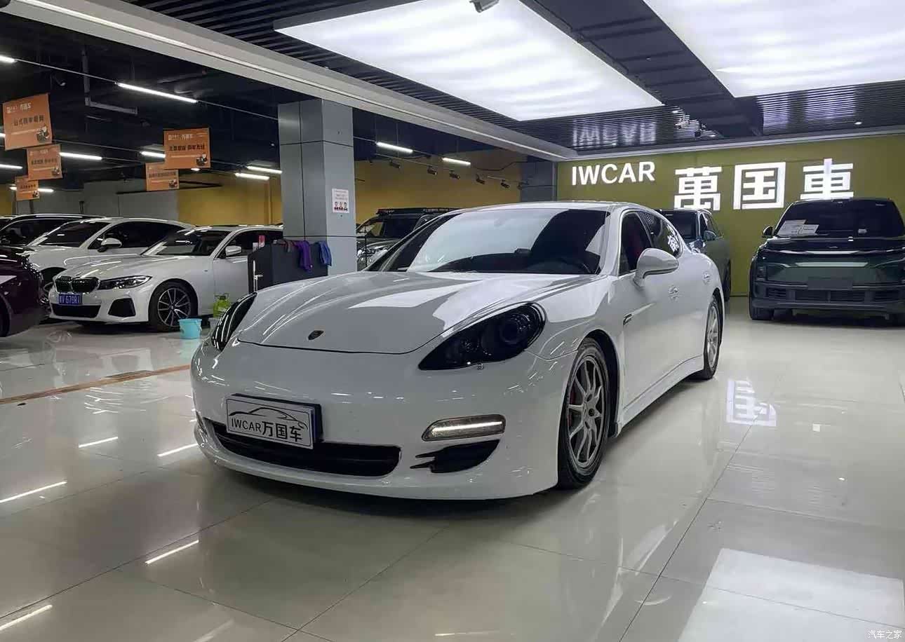Porsche Panamera, 2013 1
