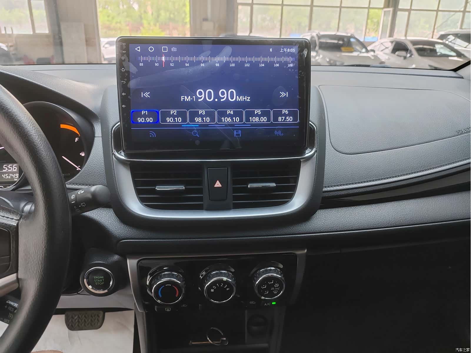 Toyota YARiS L, 2022 16