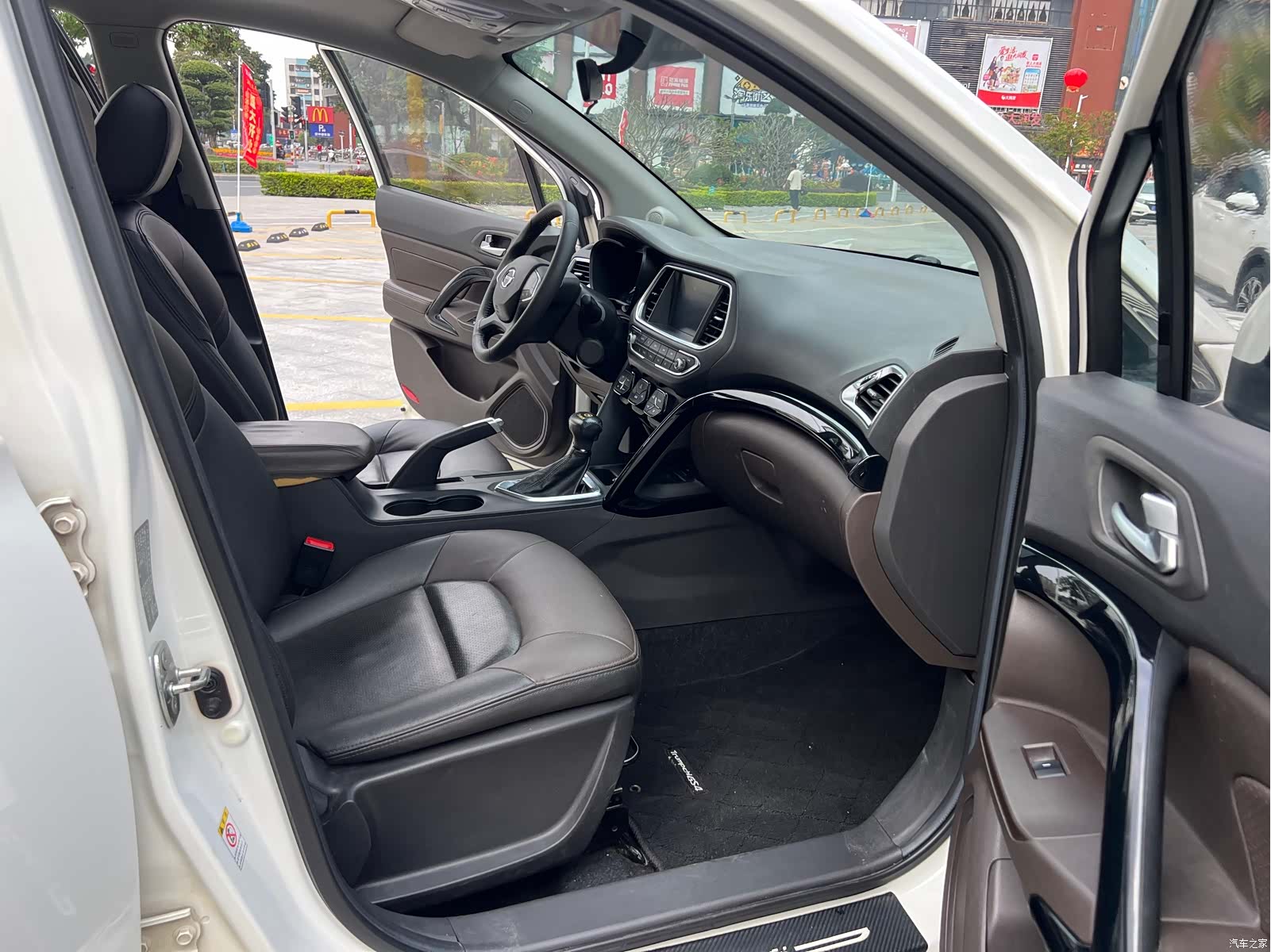 GAC GS4, 2015 11