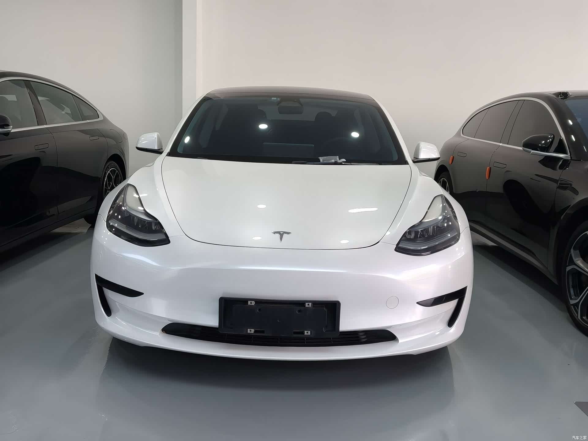 Tesla Model 3, 2023 2