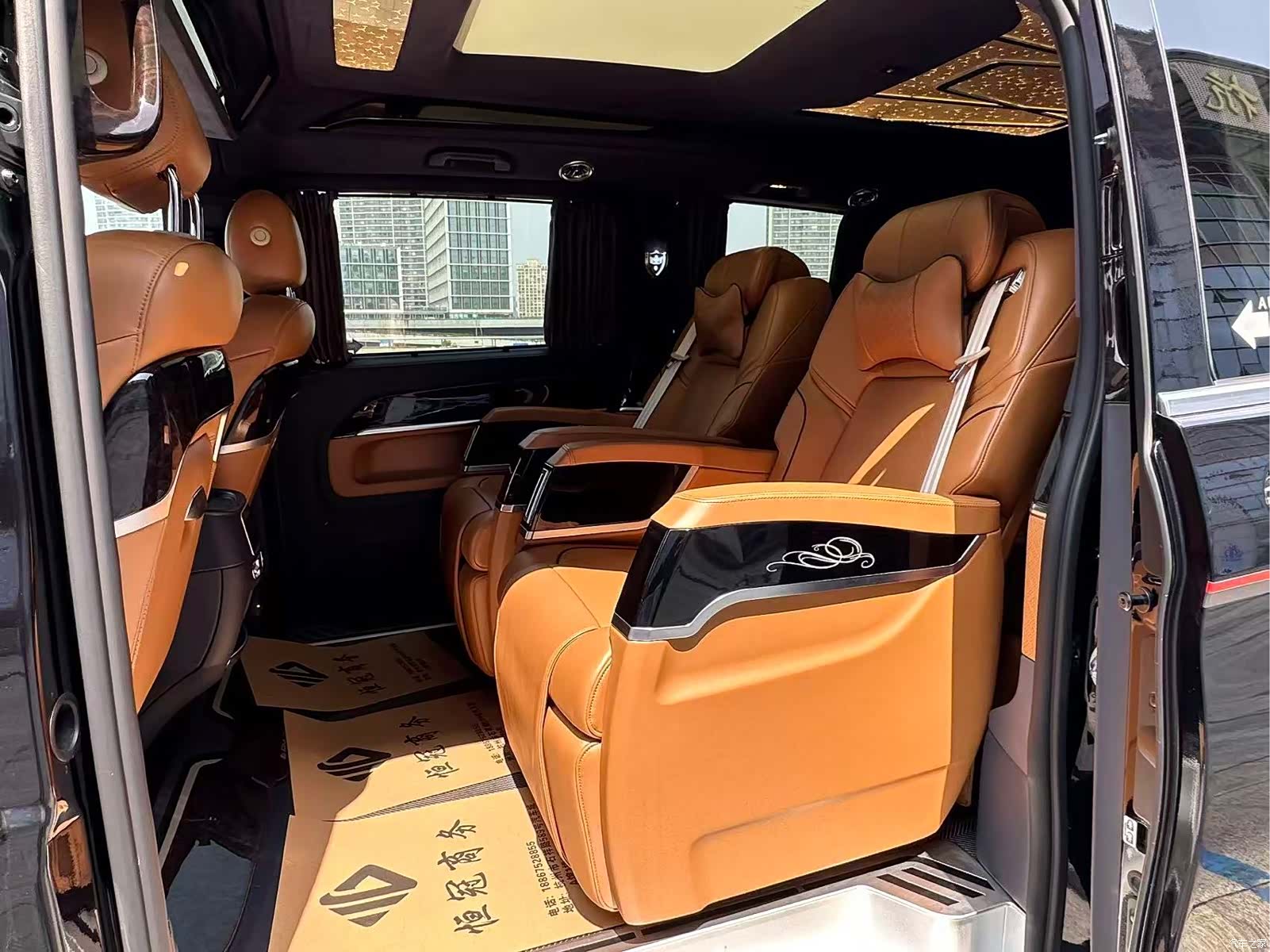 Mercedes-Benz V-Class, 2022 12