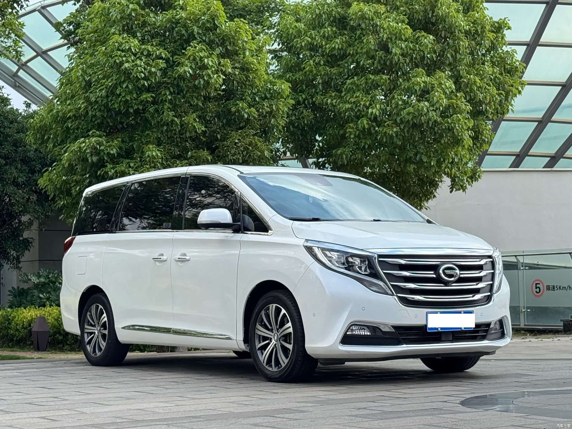 Trumpchi M8, 2018 3
