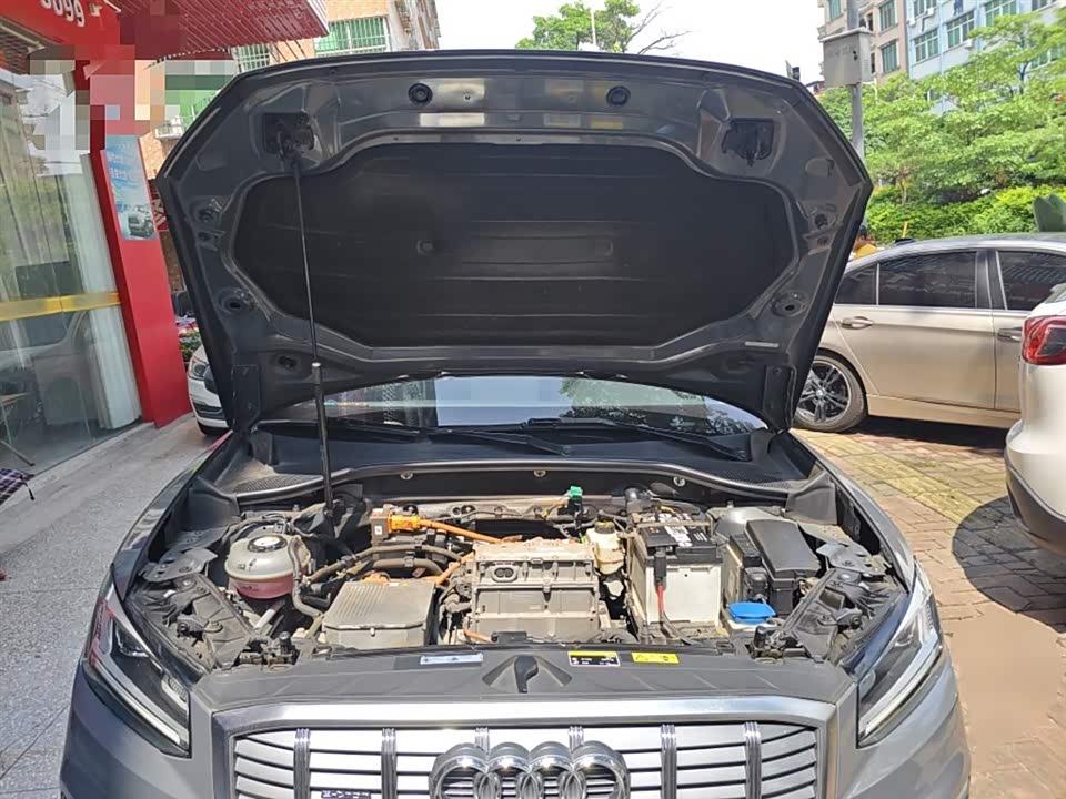 Audi Q2L Audi Q2L