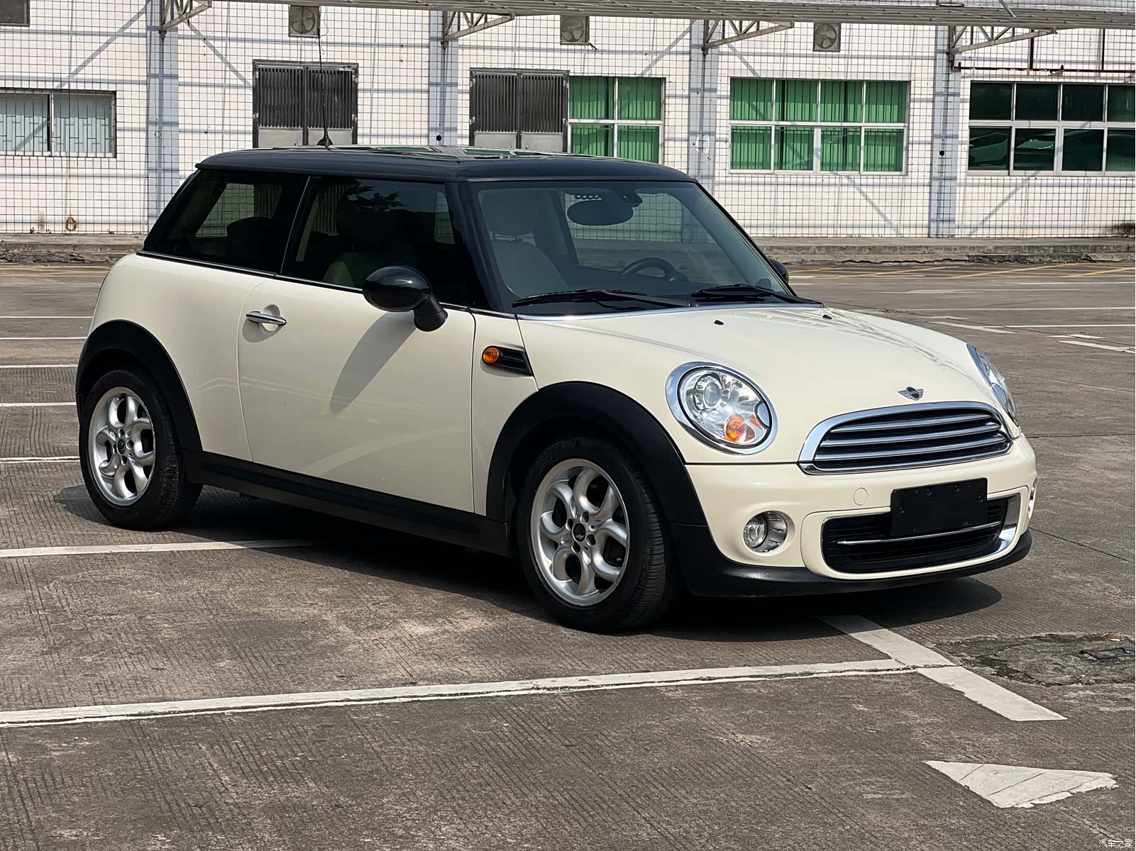 Mini Cooper, 2012 3
