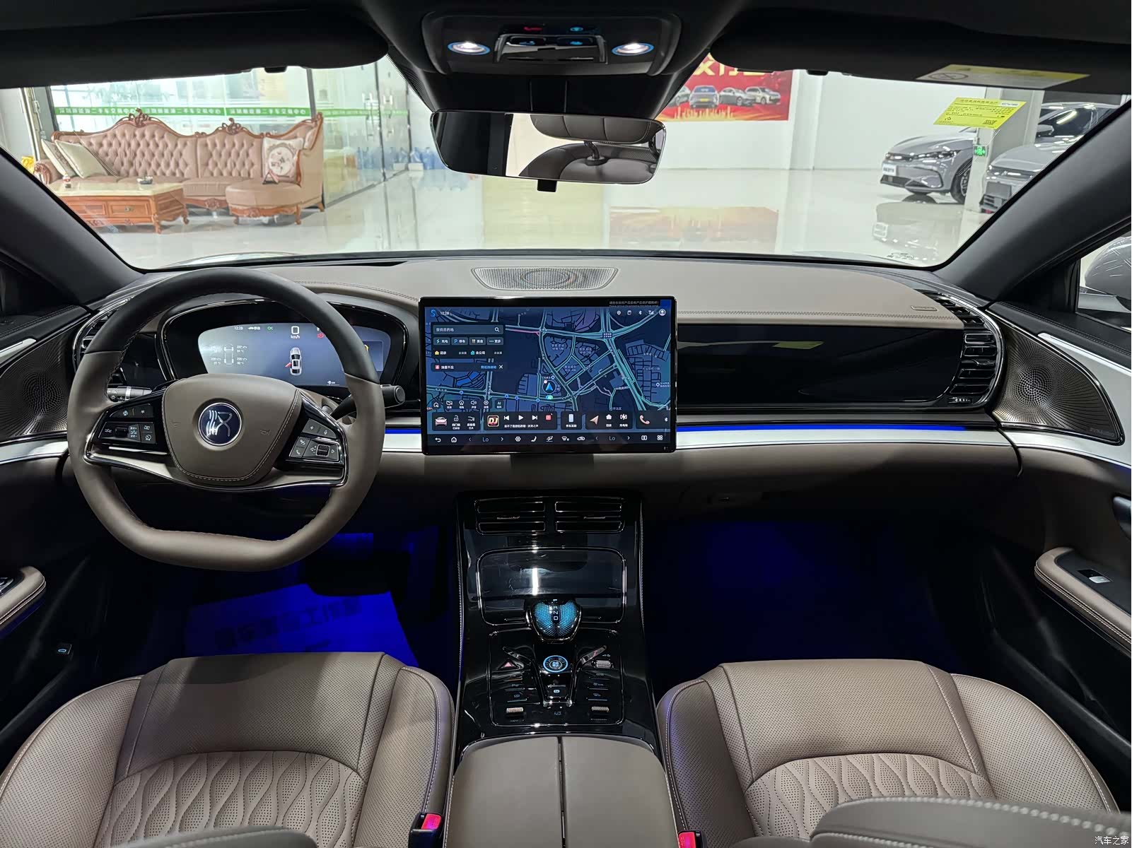 BYD Han, 2025 13