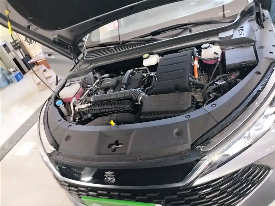 BYD Qin L BYD Qin L