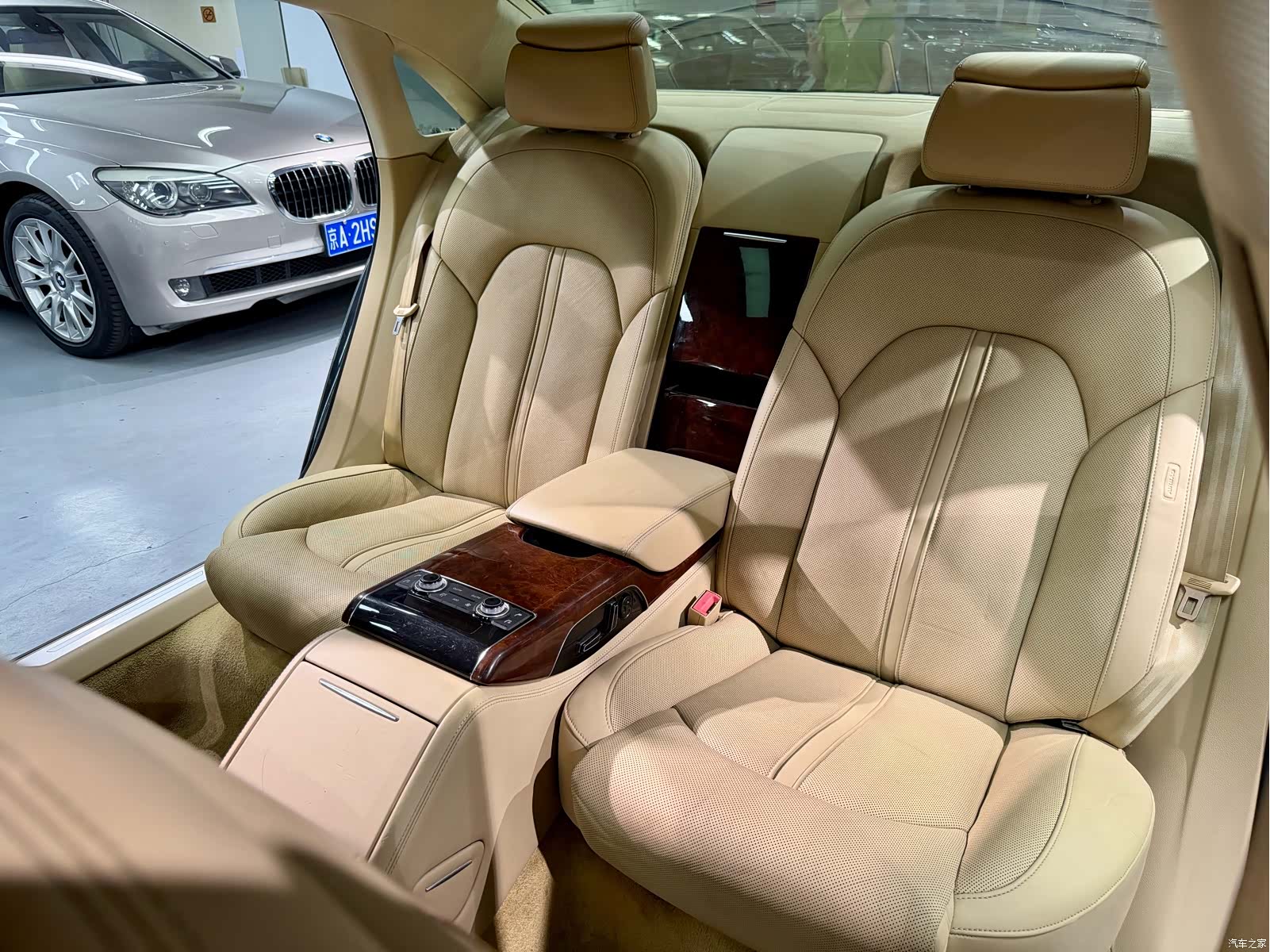 Audi A8L, 2011 12