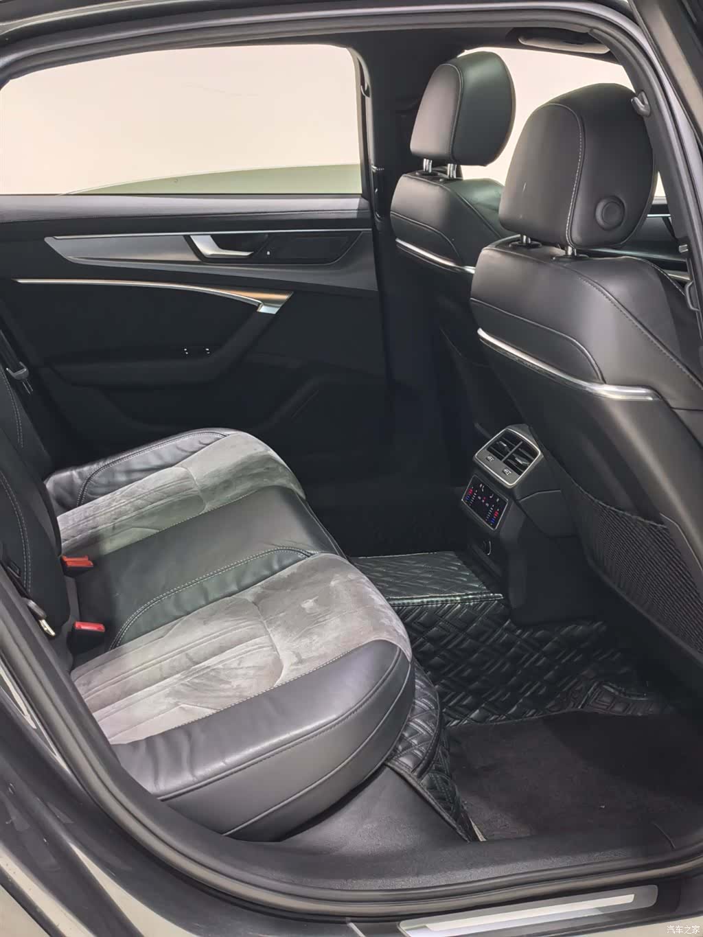Audi A6L, 2019 18