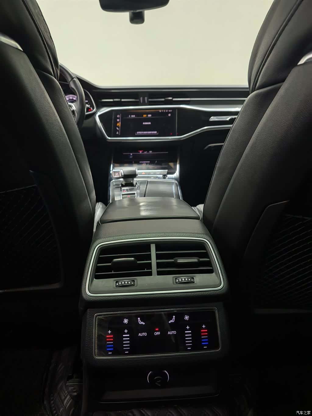 Audi A6L, 2019 14