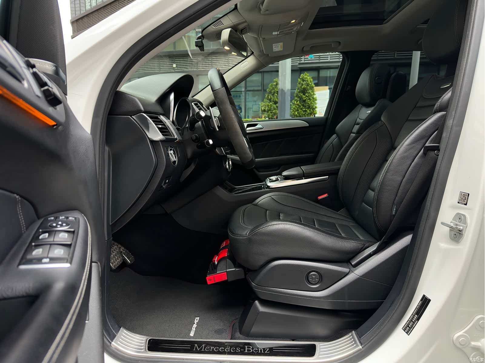 Mercedes-Benz M-Class AMG, 2016 6