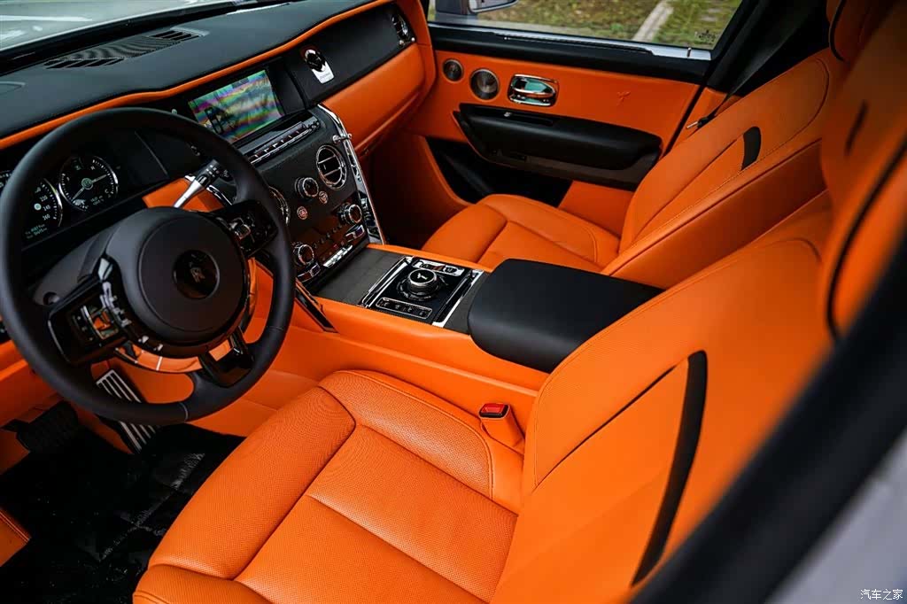 Rolls-Royce Cullinan, 2023 6