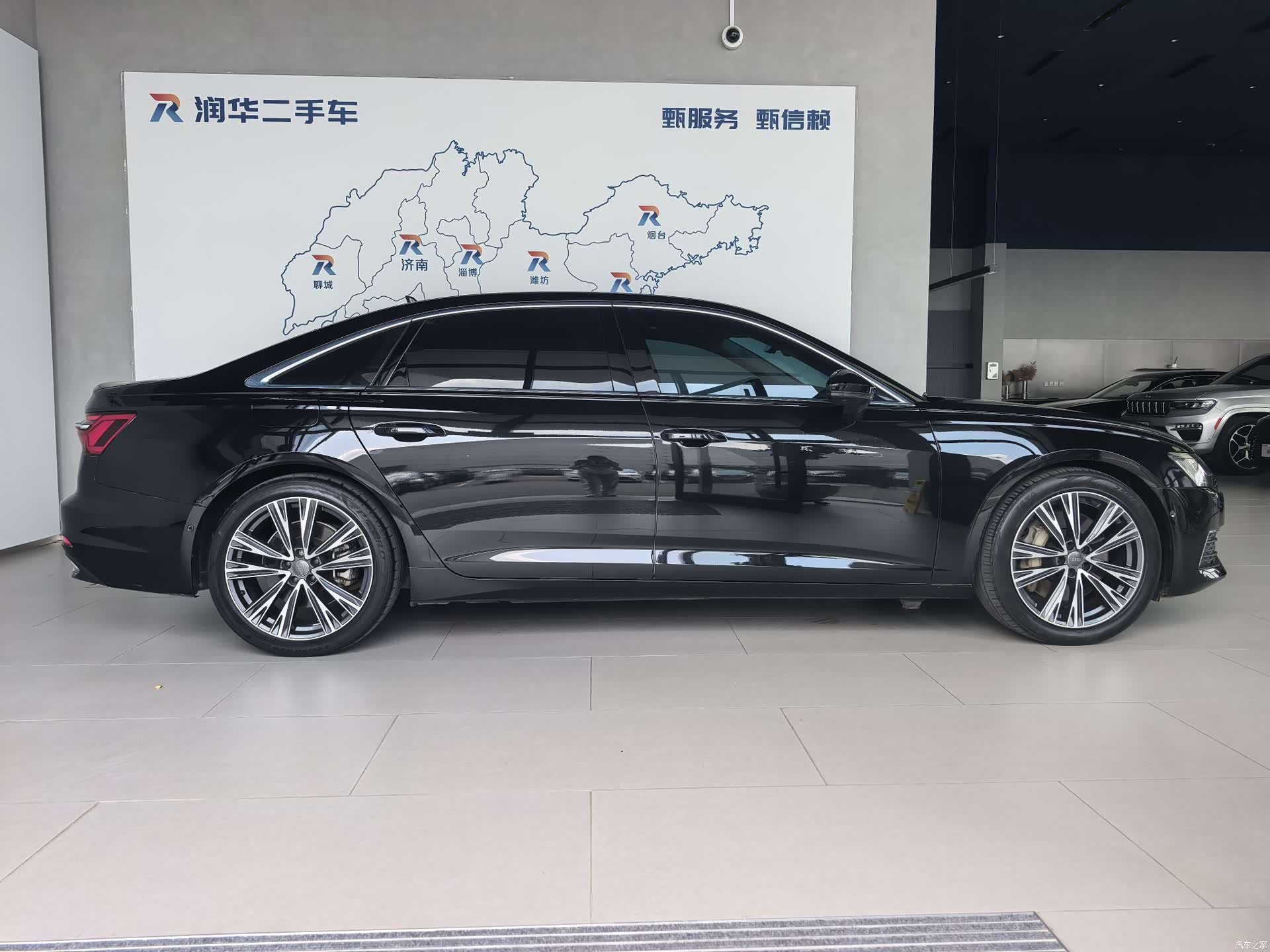 Audi A6L, 2021 3