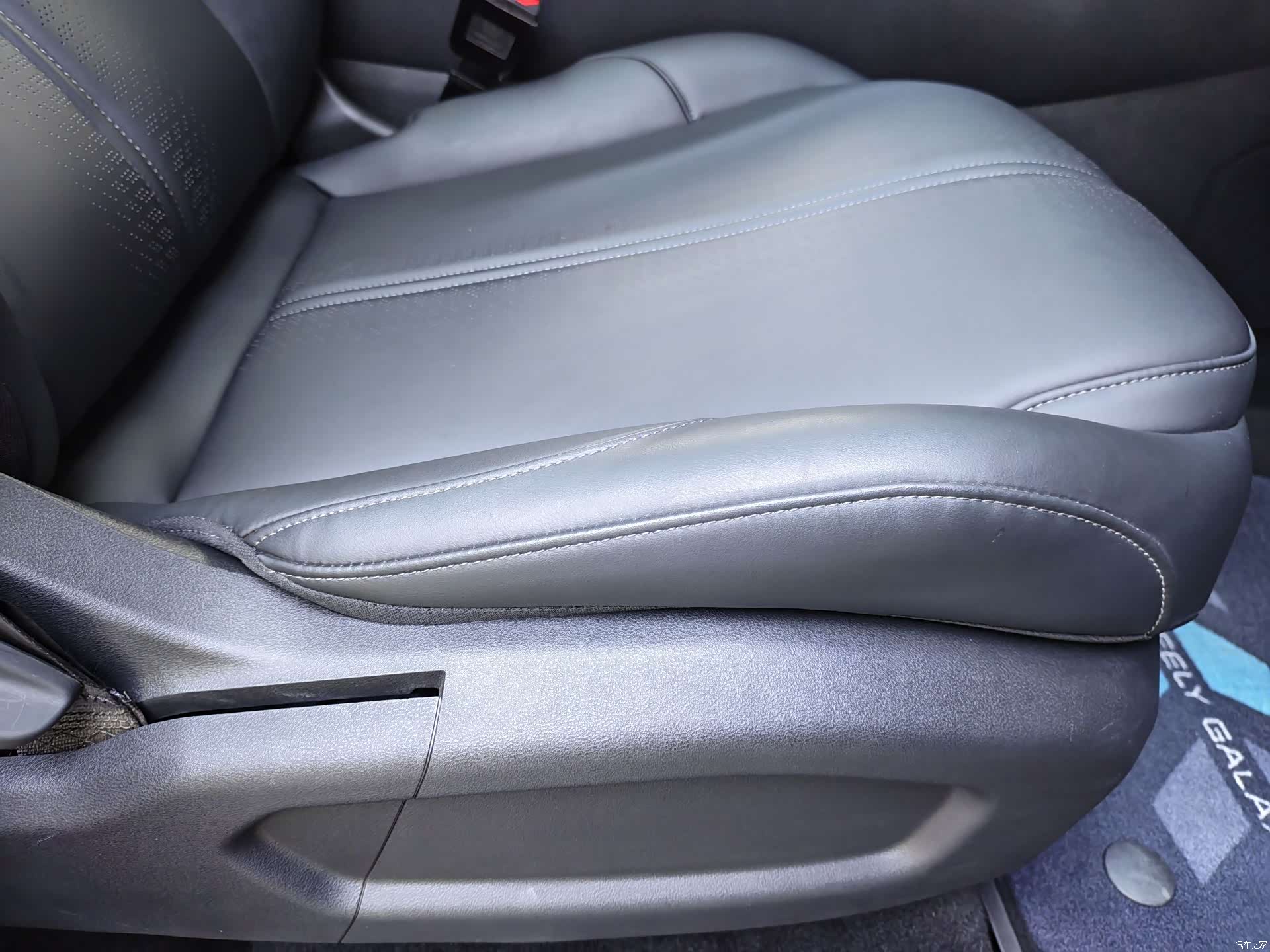 Geely Galaxy L7, 2025 14