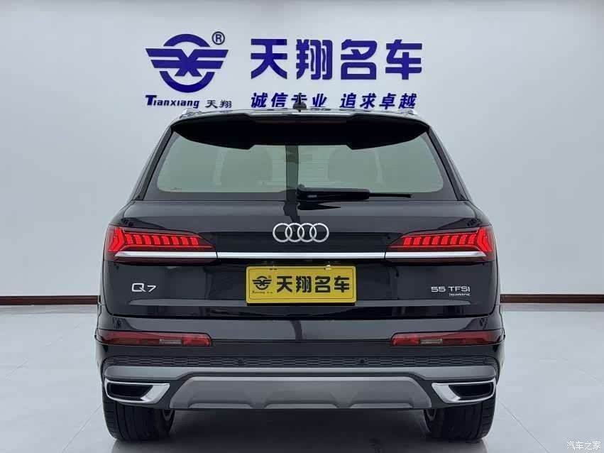 Audi Q7, 2021 все фото