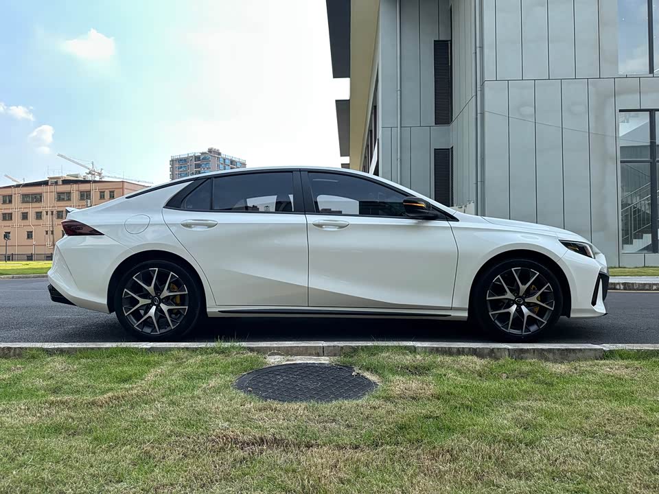 Trumpchi Shadow Leopard