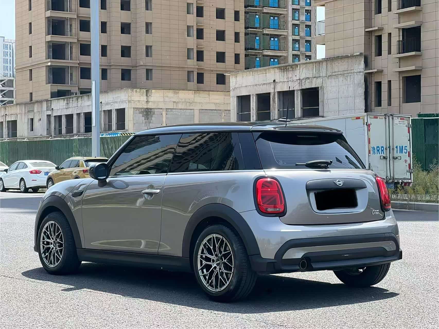 Mini ONE, 2023 22