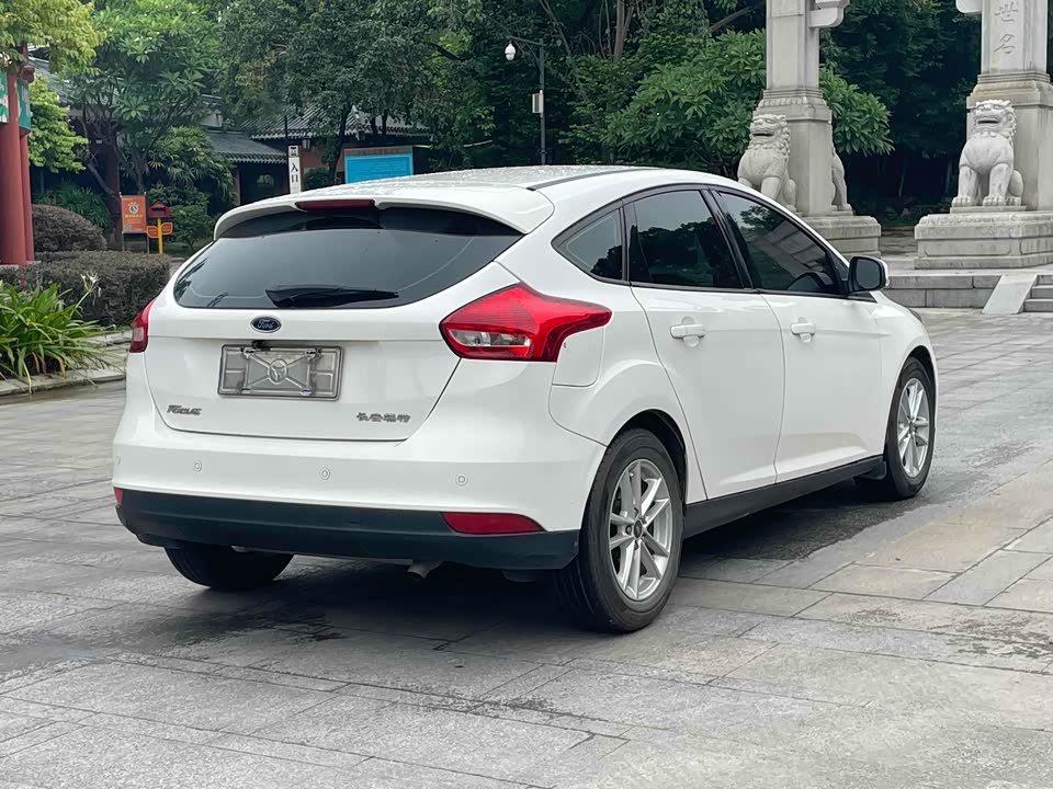 Ford Fox