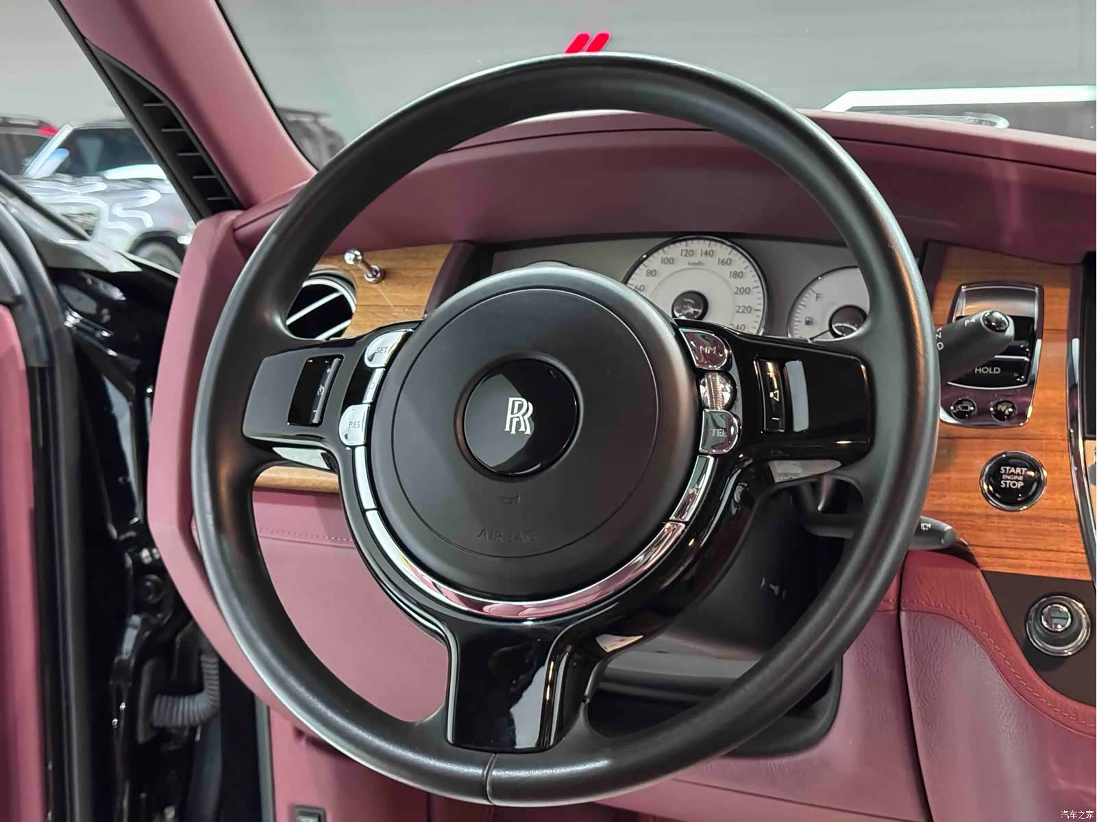 Rolls-Royce Ghost, 2018 15
