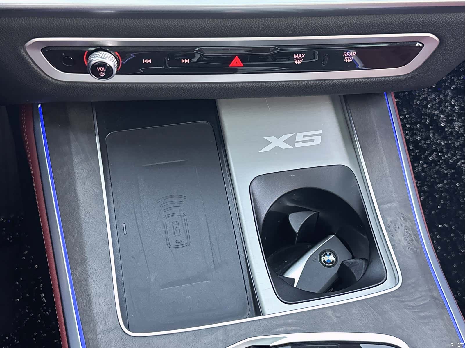 BMW X5, 2024 10