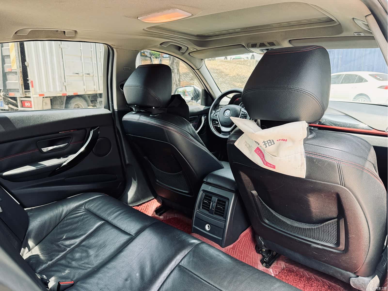BMW 3 Series, 2013 26