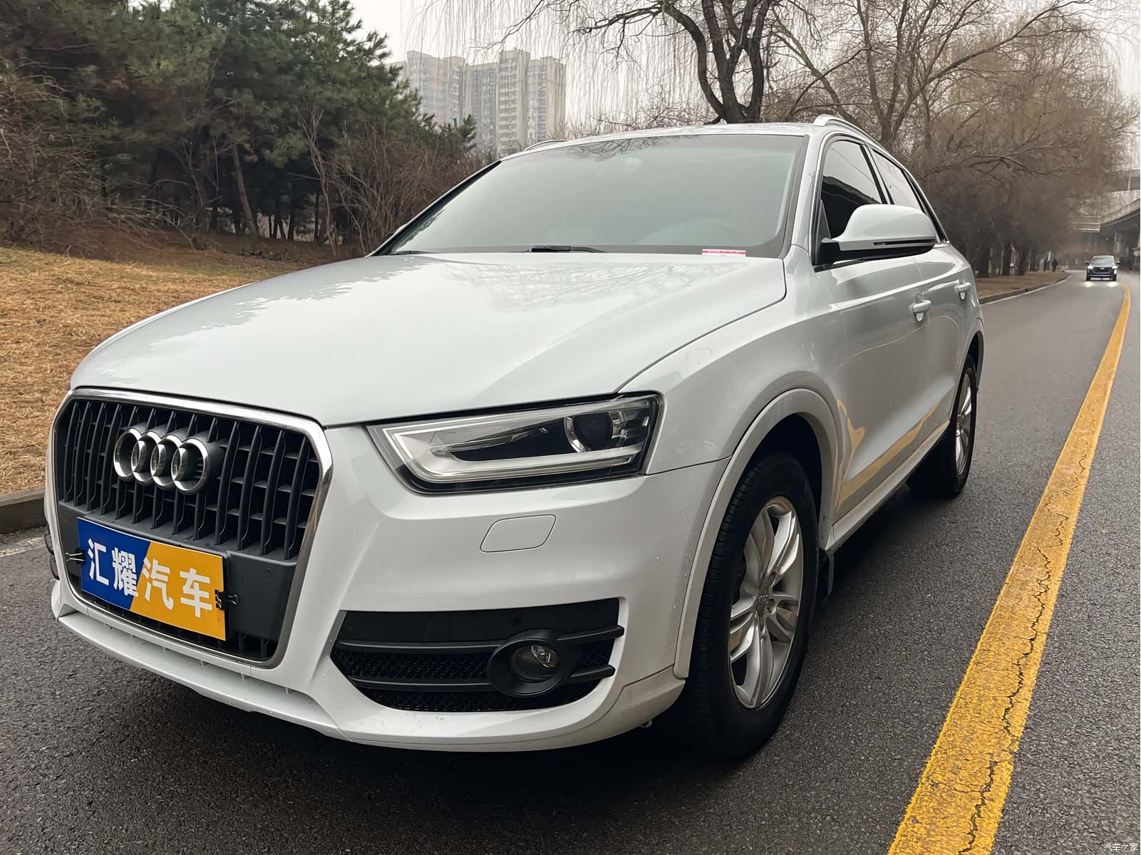 Audi Q3, 2014 1