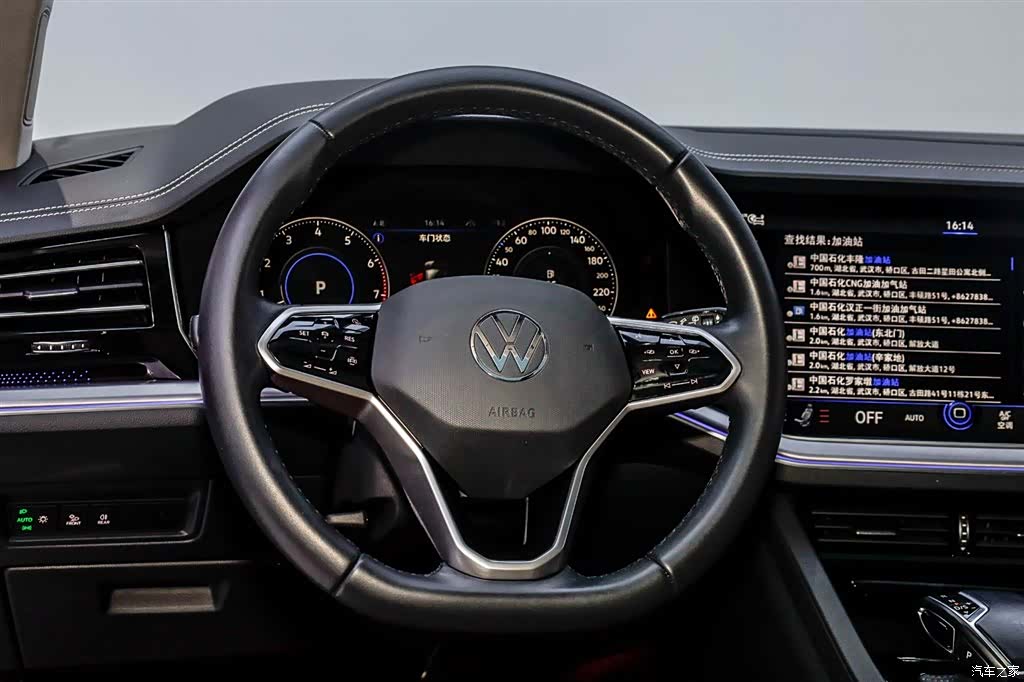 Volkswagen Touareg, 2023 13